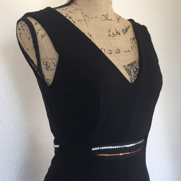 Hottie World Black mini dress size Medium - Picture 1 of 8